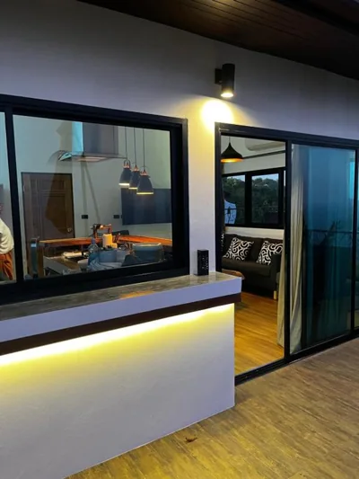 Appartement de deux chambres avec balcon et vue sur la mer — Koh Tao studios